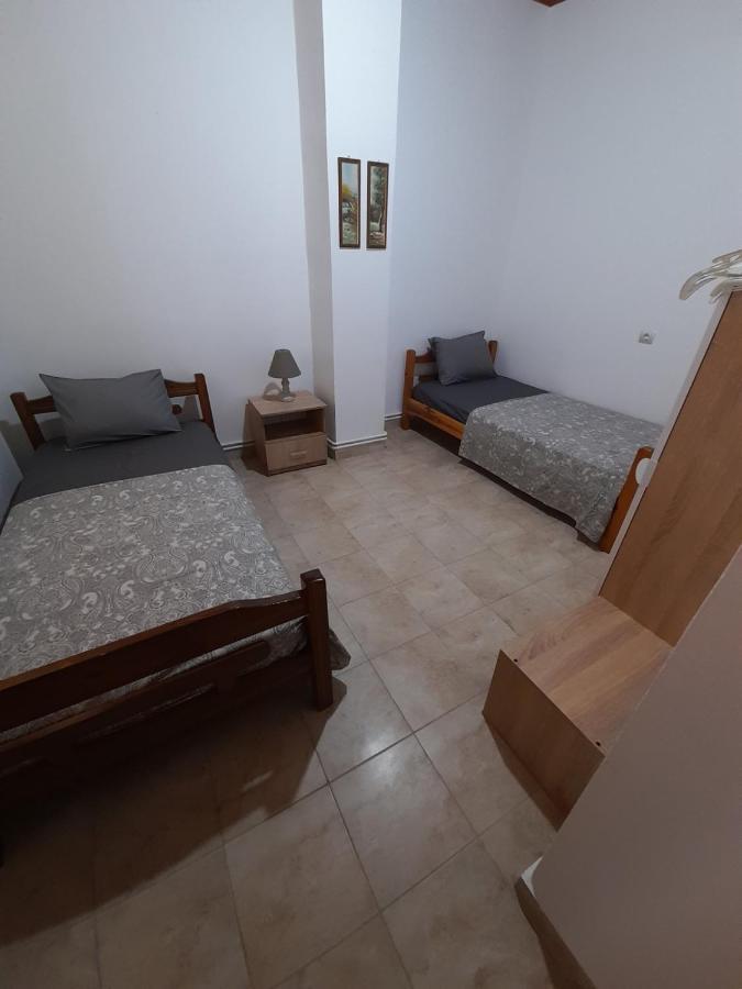 Adorable 2 Floors Two Bedroom Vacation Maisonette Nea Poteidaia Buitenkant foto