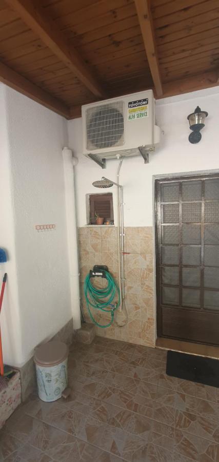 Adorable 2 Floors Two Bedroom Vacation Maisonette Nea Poteidaia Buitenkant foto